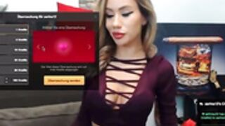 Goddess snaps and I pay LJ
