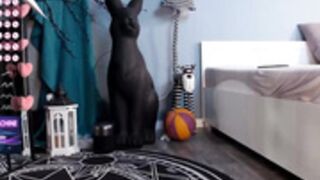 careful_i_bite_2023-02-04_15-45-28_162 - 5of7