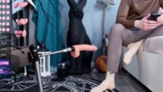 careful_i_bite_2023-02-04_15-45-28_162 - 1of7