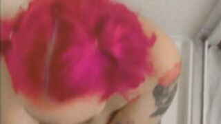 Six.O.Hearts deepthroating in Shower