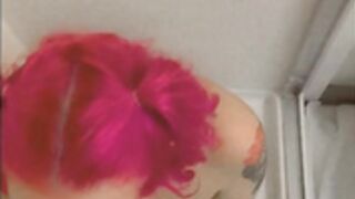 Six.O.Hearts deepthroating in Shower