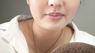 Hua-Hua- 20230208FreeChat