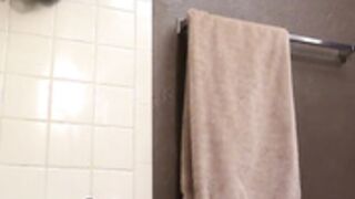 lovely lilith - bath time with mom