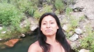 neila en las aguas termales