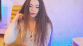 2023-01-08 boob peek