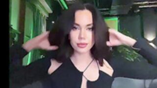 misssskiss pretends it's a Nightclub not her Mansion