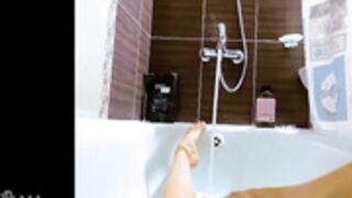 Prostitute Lolli-Popa shares her XP in Rushen onle