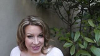 Chelsea charms as sexy as shel ever be