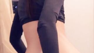 Ellie Leen bottomless w/ toy