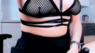 Heels color in harmony with Funny Bunny's her bits