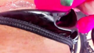 Moonamuslim short clip in sexy black