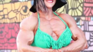 Hercules' daughter flexes her muscles 2