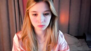 milabl.A sensitive and beautiful moment of feedback