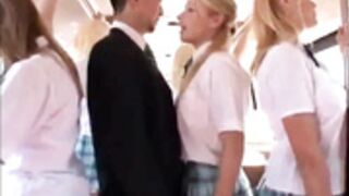 Alyssa Branch In Bus