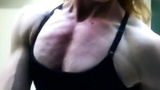 veiny pecs