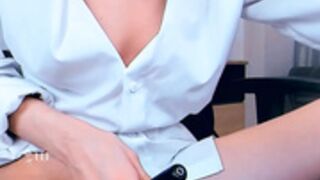 yourlilbabee  2023-02-13 dilated vagina