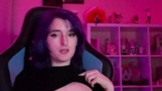 meido_moon tits