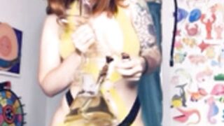 Skylarshark bong 1