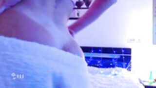 Lolli-Popa  2023-02-17  teasing bitch, avoid