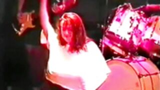 Casey James - Sensational Wet T's