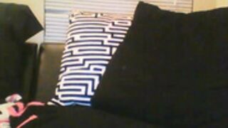 petitesweetz bruised knees bitch plays with herself