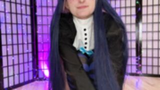 meido_moon touching her panties
