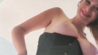 Dainty dancing lap dance.