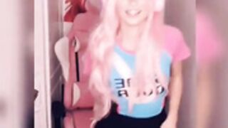Belle Delpine - Gamer Dance