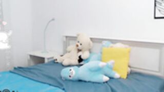 small_blondee 2023-02-04