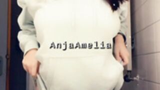 AnjaAmelia #124
