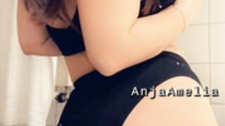 AnjaAmelia #122