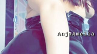 AnjaAmelia #115