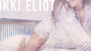 Nikki Eliot 33