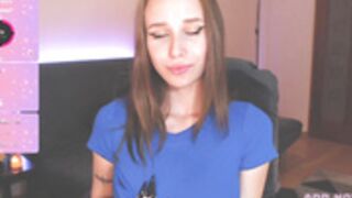 Kiskismeow Amazing Tits