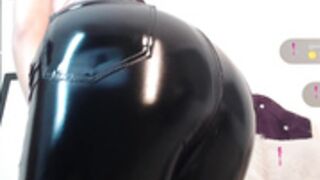 Thinysweet latex pants