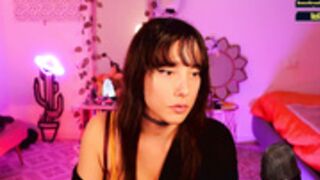 LolaOrazio Nipple Slip Accidental Twitch Video