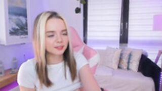 dora-marlow hot young teen pussy tits play show 5