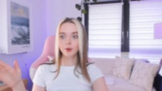 dora-marlow hot young teen pussy tits play show 3