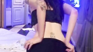 Endi Lolita 23