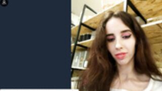 Coomeet slut Daria when mom's not around