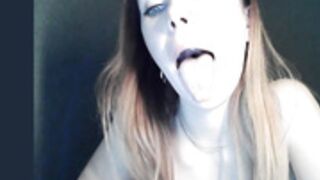 Chat&Play with cute coomeet slut round 2