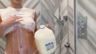 AF CNC Milk Shower