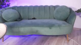 margotbennet naked show 20221204