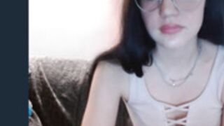 Coomeet slut with glasses show me her boobies