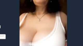 Gilf with long tits