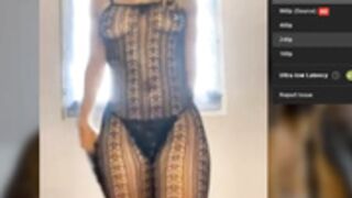 New cam model ,french babe Nyrvana97 teasing and toying