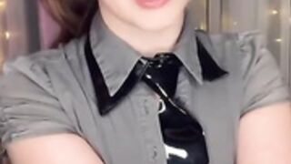 Brookelynne Briar Seduces Teacher With Wet Panties JOI