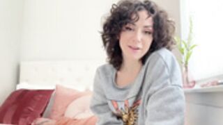 Cocktease Fiona sucks dildo  best mom roleplay