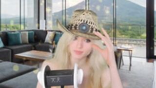 Amouranth - live asmr subs get snapchat