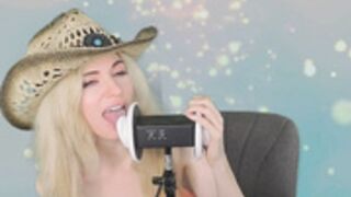 Amouranth - live asmr subs get snapchat